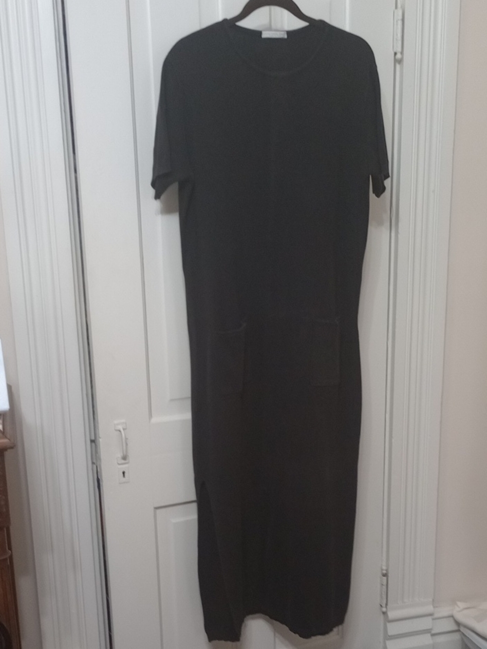 Joan Vass Black Short-Sleeve Maxi Dress with Front Pockets